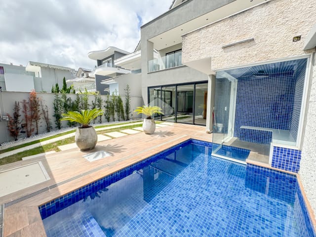 Casa com 290m² 3 quartos e 7 banheiros, à venda, no bairro Recreio dos Bandeirantes em Rio de Janeiro