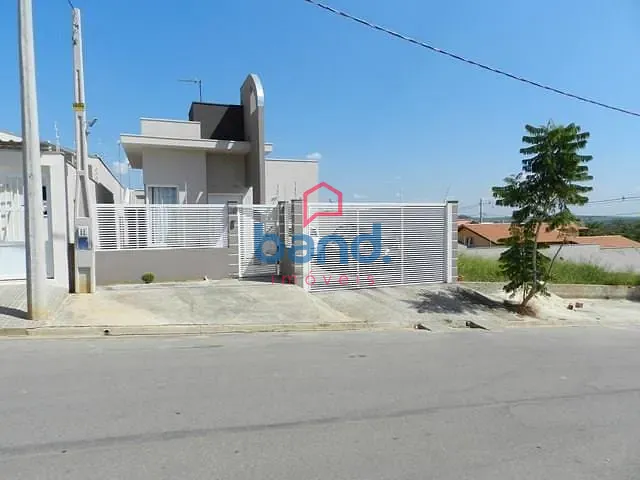 Casa com 250m² 2 quartos e 3 banheiros, à venda, no bairro Jardim Santa Terezinha em Porto Feliz