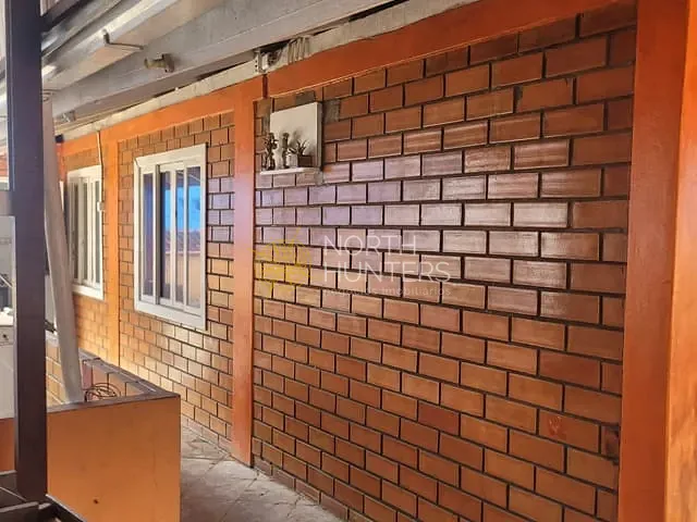 Casa com 350m² 8 quartos e 5 banheiros, à venda, no bairro Centro em Balneário Barra do Sul