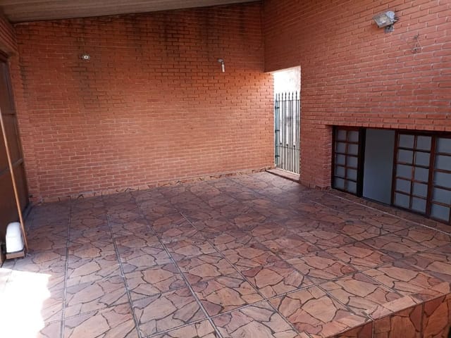 Casa com 248m² 3 quartos e 2 banheiros, à venda, no bairro Parque São Domingos em São Paulo