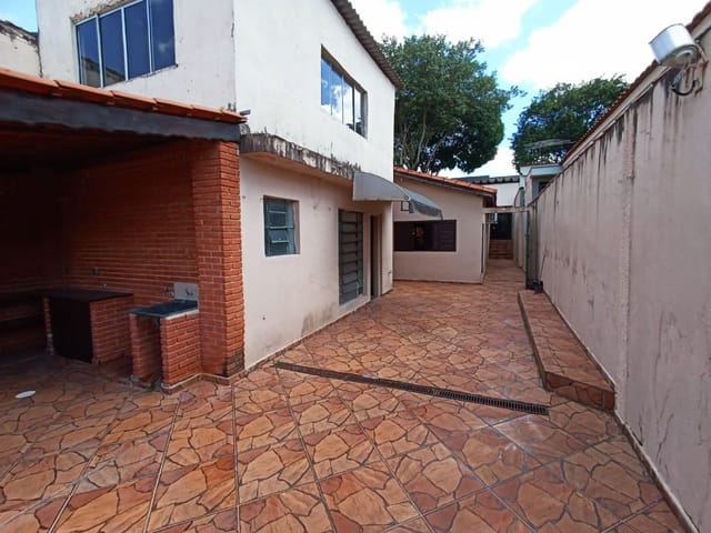 Casa com 248m² 3 quartos e 2 banheiros, à venda, no bairro Parque São Domingos em São Paulo