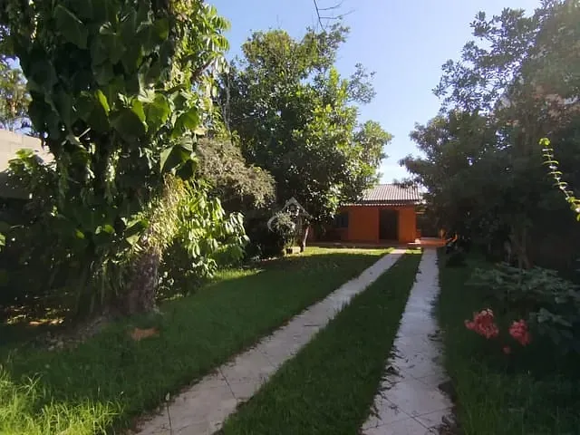 Casa com 450m² 2 quartos e 2 banheiros, à venda, no bairro Boraceia em Bertioga