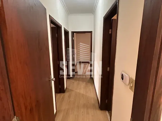 Casa com 300m² 3 quartos e 3 banheiros, para alugar, no bairro Vila Aeroporto Bauru em Bauru