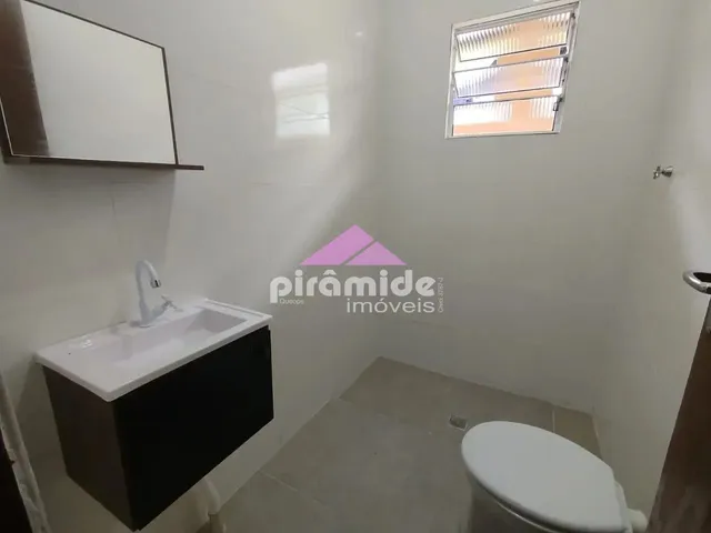 Casa com 125m² 2 quartos e 1 banheiro, à venda, no bairro Galo Branco em São José Dos Campos