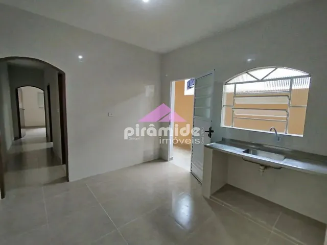 Casa com 125m² 2 quartos e 1 banheiro, à venda, no bairro Galo Branco em São José Dos Campos