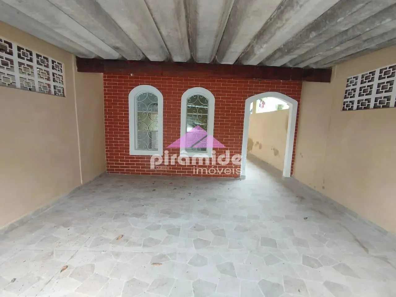 Casa, 2 quartos, 58 m² - Foto 1