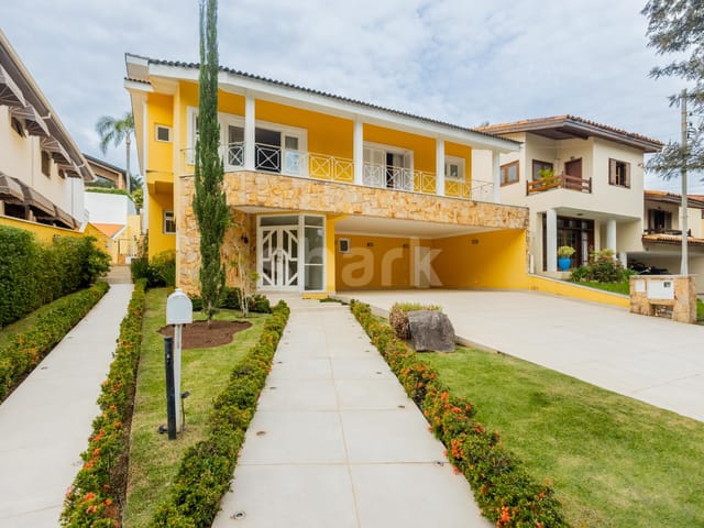 Casa com 608m² 4 quartos e 5 banheiros, à venda, no bairro Alphaville em Santana de Parnaíba