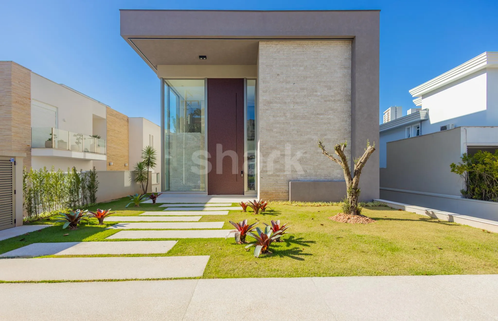 Casa em Tamboré — foto 1