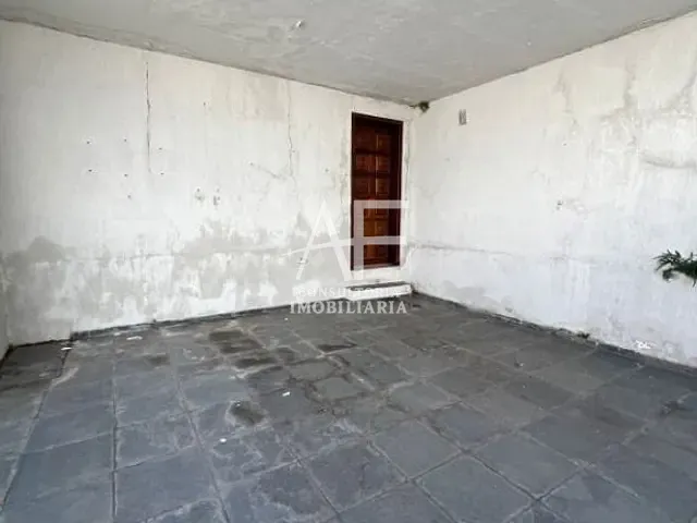 Casa com 250m² 3 quartos e 2 banheiros, à venda ou para alugar, no bairro Jardim Santa Clara em Taubaté