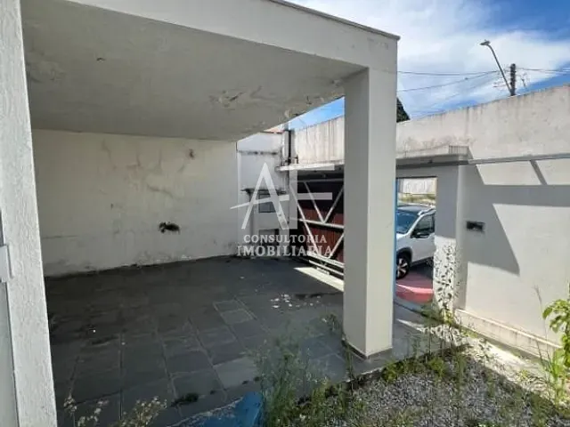 Casa com 250m² 3 quartos e 2 banheiros, à venda ou para alugar, no bairro Jardim Santa Clara em Taubaté