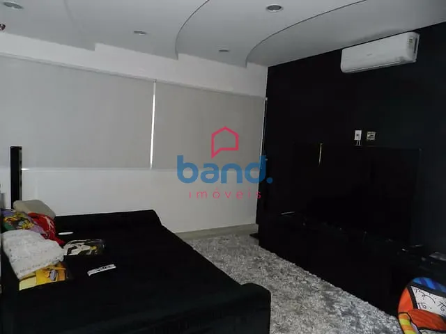 Casa com 1000m² 5 quartos e 7 banheiros, à venda, no bairro Portal dos Bandeirantes I em Porto Feliz