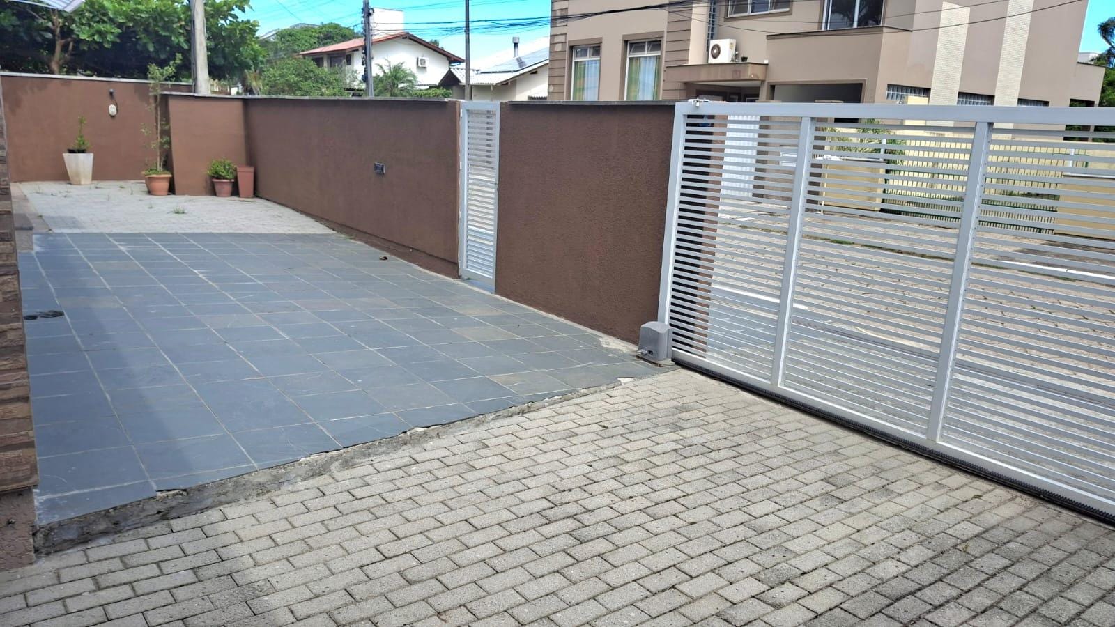 Casa, 6 quartos, 257 m² - Foto 35