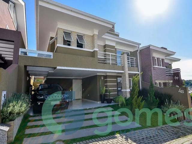 Casa com 200m² 3 quartos e 2 banheiros, à venda, no bairro Santa Quitéria em Curitiba