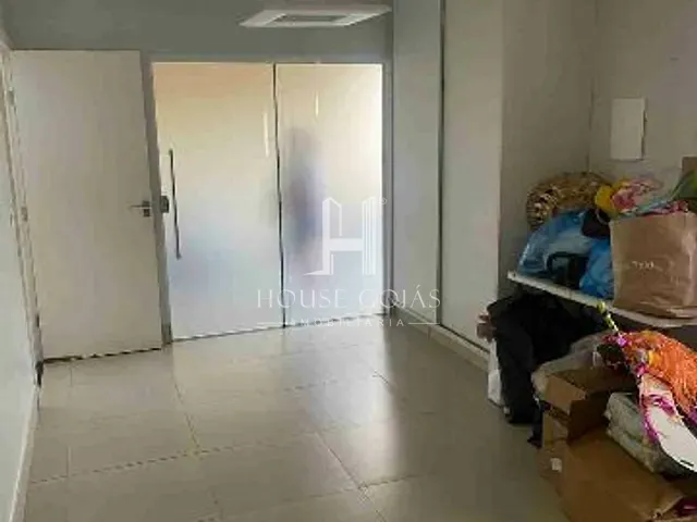 Casa com 29849m² 3 quartos e 4 banheiros, à venda, no bairro Vila Santos Dumont em Aparecida de Goiânia