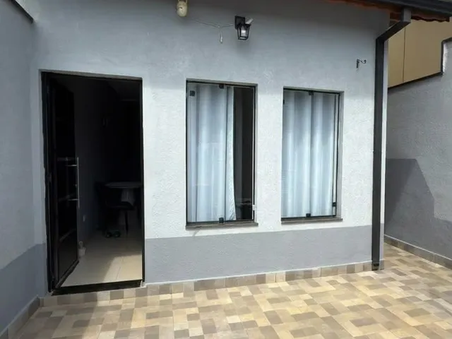 Casa 3 quartos e 2 banheiros, à venda, no bairro Parque dos Manacás em Extrema