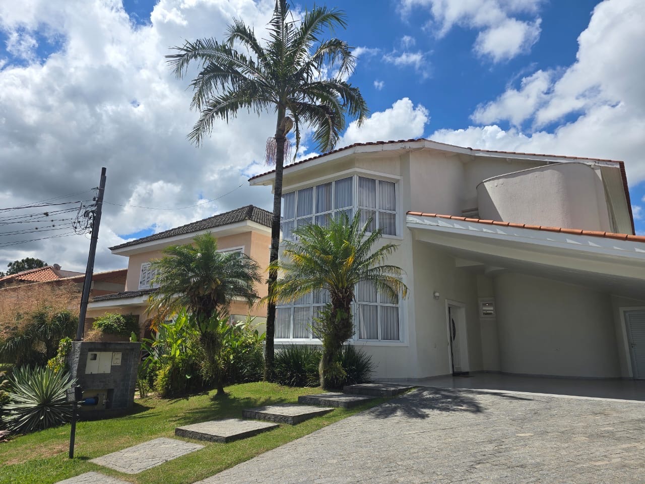 Casa em Alphaville — foto 1