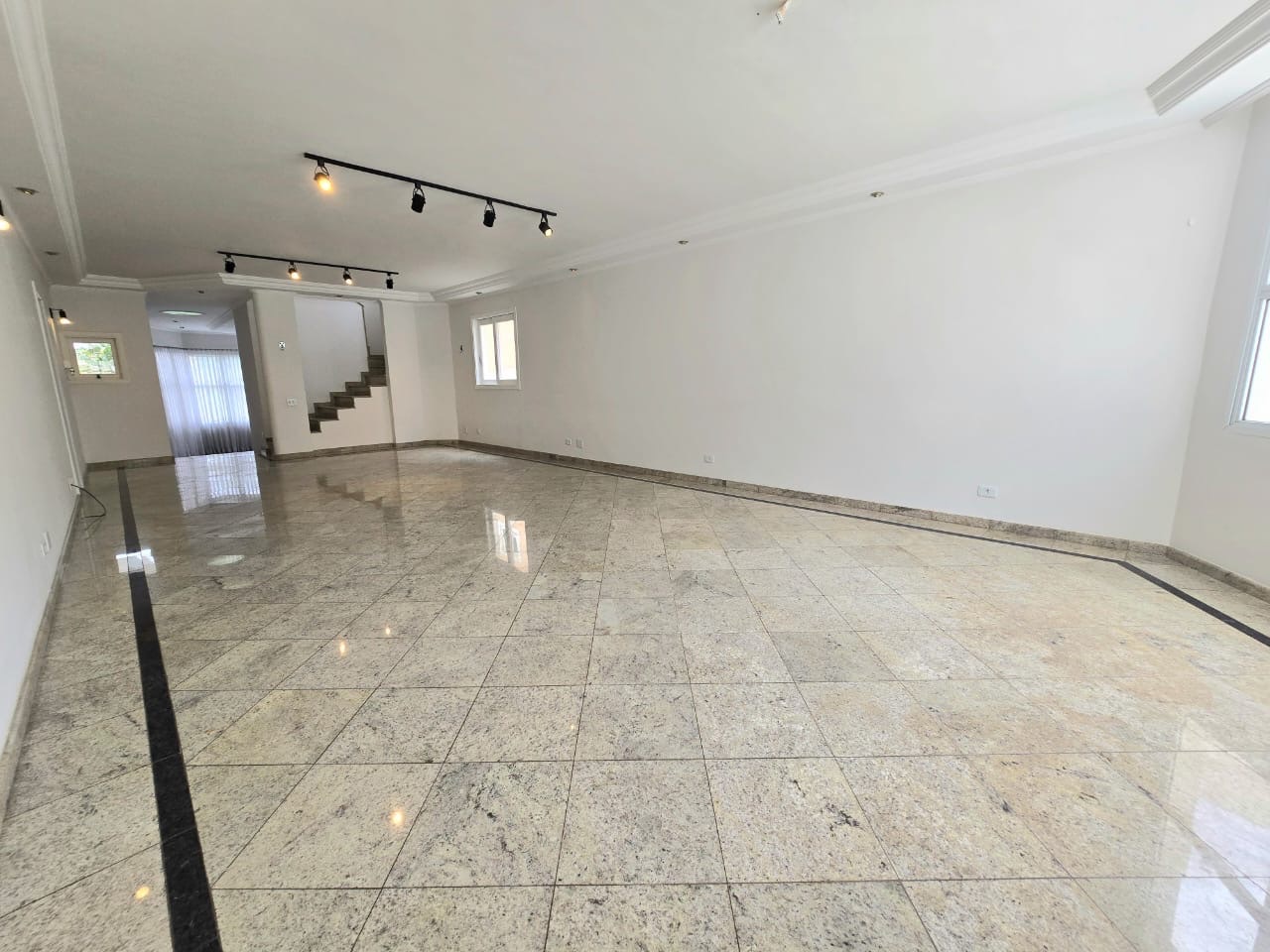 Casa em Alphaville — foto 4