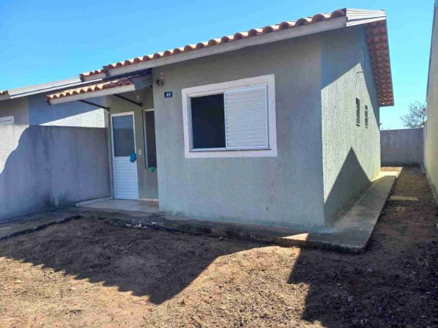 Casa com 140m² 2 quartos e 2 banheiros, à venda, no bairro Goitacazes em Campos dos Goytacazes