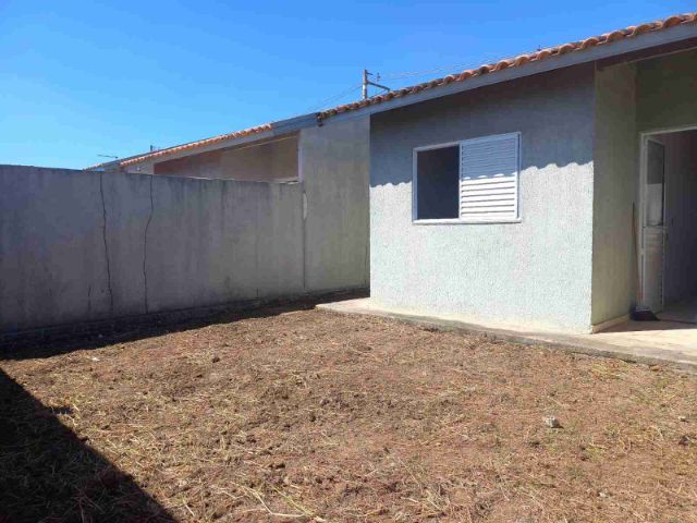 Casa com 140m² 2 quartos e 2 banheiros, à venda, no bairro Goitacazes em Campos dos Goytacazes