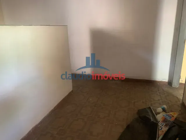 Casa 1 quarto e 1 banheiro, à venda, no bairro Vila Ursulino em Barra Mansa