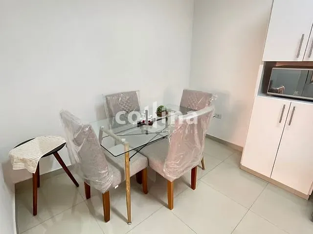 Casa com 270m² 2 quartos e 1 banheiro, à venda, no bairro Vila Martins em Carapicuíba