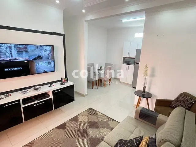 Casa com 270m² 2 quartos e 1 banheiro, à venda, no bairro Vila Martins em Carapicuíba