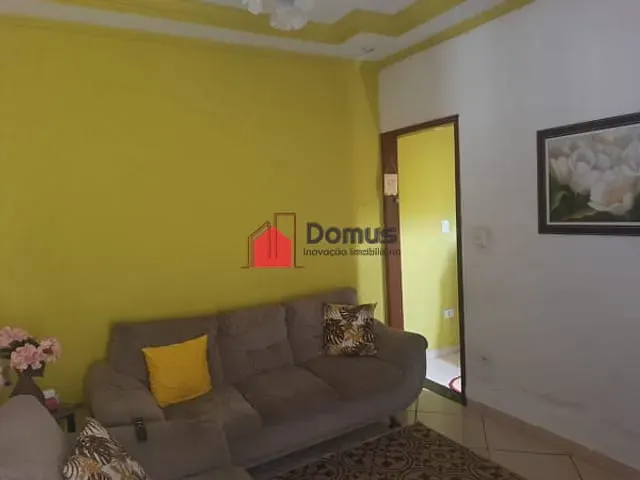 Casa com 125m², à venda, no bairro Conjunto Residencial Araretama em Pindamonhangaba