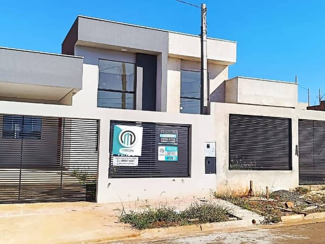 Casa 2 quartos e 1 banheiro, à venda, no bairro Jardim Europa 2 em Cambé