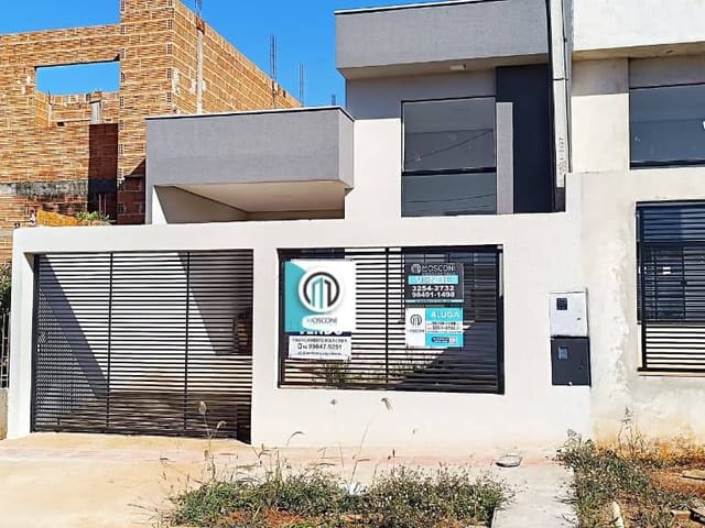 Casa 2 quartos e 1 banheiro, à venda, no bairro Jardim Europa 2 em Cambé