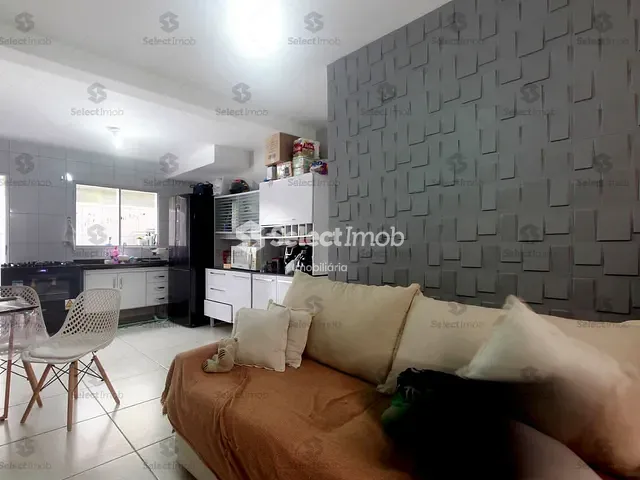 Casa com 55m² 2 quartos e 2 banheiros, à venda, no bairro Jardim Itapeva em Mauá