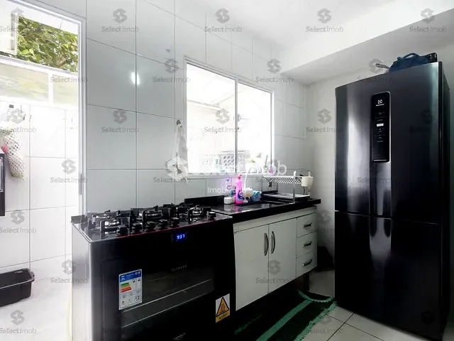 Casa com 55m² 2 quartos e 2 banheiros, à venda, no bairro Jardim Itapeva em Mauá