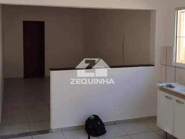 Casa com 180m² 2 quartos e 1 banheiro, à venda, no bairro Jardim Santa Maria em Sao Roque