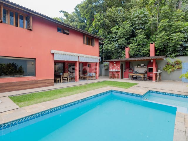 Casa com 480m² 4 quartos e 5 banheiros, à venda, no bairro Alphaville em Santana de Parnaíba