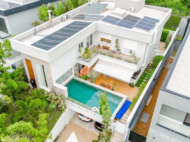 Casa com 480m² 5 quartos e 6 banheiros, à venda, no bairro Alphaville em Santana de Parnaíba