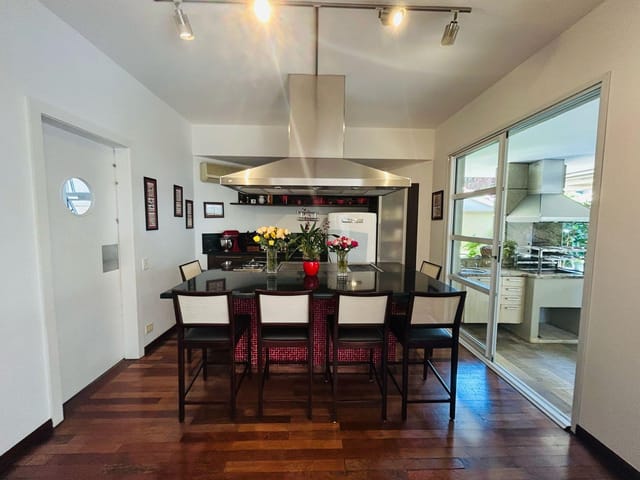 Casa com 455m² 4 quartos e 4 banheiros, à venda, no bairro Jardim Guedala em São Paulo