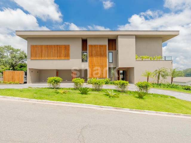 Casa com 1500m² 5 quartos e 7 banheiros, à venda, no bairro Residencial Tamboré em Barueri