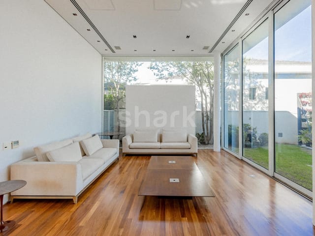 Casa com 720m² 4 quartos e 7 banheiros, para alugar, no bairro Tamboré em Santana de Parnaíba