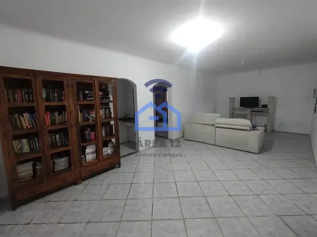 Casa 3 quartos e 4 banheiros, à venda, no bairro Pontal de Santa Marina em Caraguatatuba