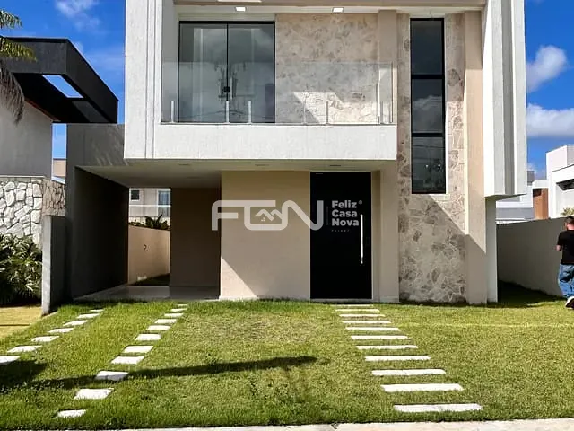 Casa com 293m² 4 quartos e 5 banheiros, à venda, no bairro Jardim Limoeiro em Camaçari