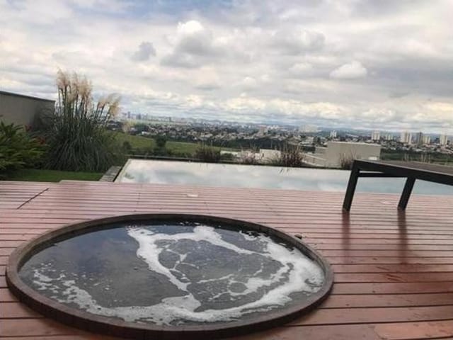Casa com 900m² 5 quartos e 4 banheiros, à venda, no bairro Condomínio Reserva do Paratehy em São José dos Campos