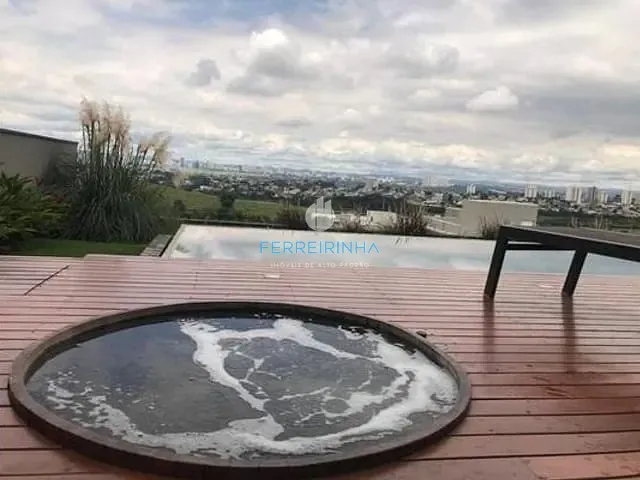 Casa com 900m² 5 quartos e 4 banheiros, à venda, no bairro Condomínio Reserva do Paratehy em São José dos Campos