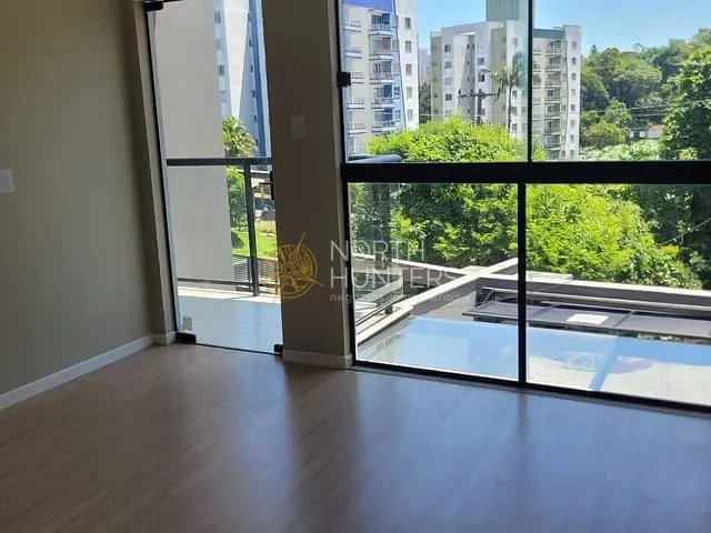 Casa com 142m² 3 quartos e 3 banheiros, à venda, no bairro Costa e Silva em Joinville