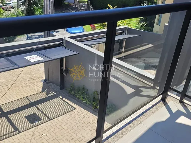 Casa com 142m² 3 quartos e 3 banheiros, à venda, no bairro Costa e Silva em Joinville