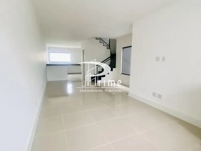 Casa com 212m² 3 quartos e 3 banheiros, à venda, no bairro Itaipu em Niterói
