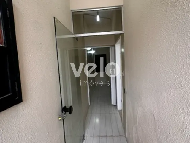 Casa 2 quartos e 2 banheiros, para alugar, no bairro Centro em Taubaté
