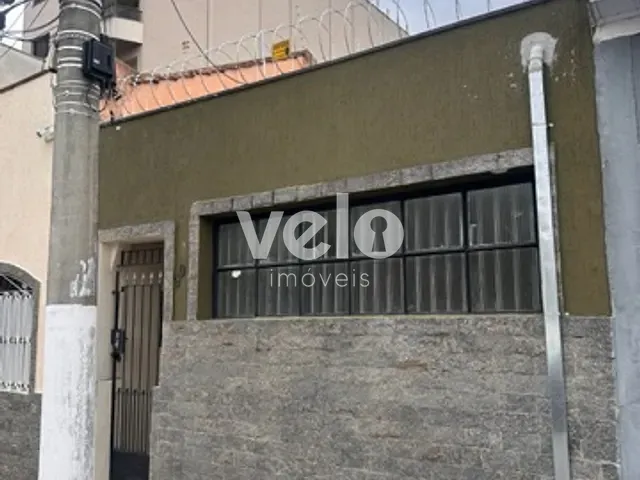 Casa 2 quartos e 2 banheiros, para alugar, no bairro Centro em Taubaté