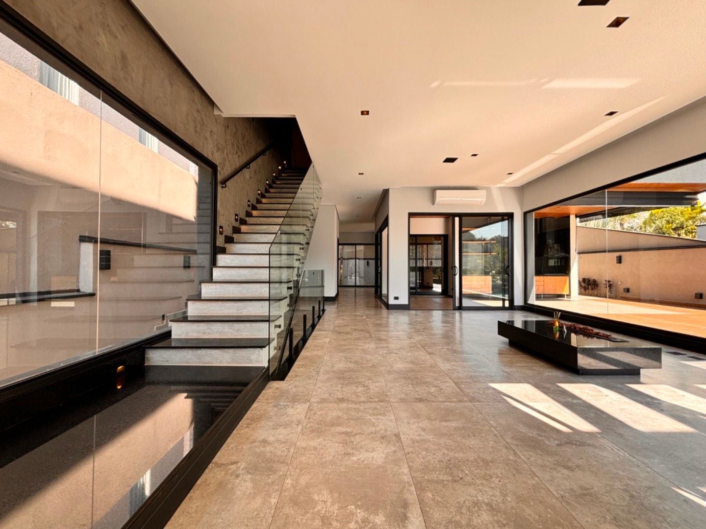 Casa em Alphaville — foto 1