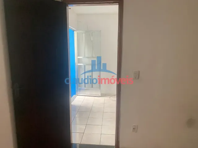 Casa com 140m² 2 quartos e 2 banheiros, à venda, no bairro Água Comprida em Barra Mansa