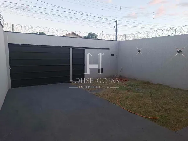 Casa com 213m² 3 quartos e 2 banheiros, à venda, no bairro Parque das Nações em Aparecida de Goiânia