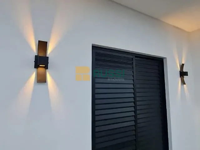 Casa com 250m² 3 quartos e 3 banheiros, à venda, no bairro Parque Residencial Maria Elmira em Caçapava